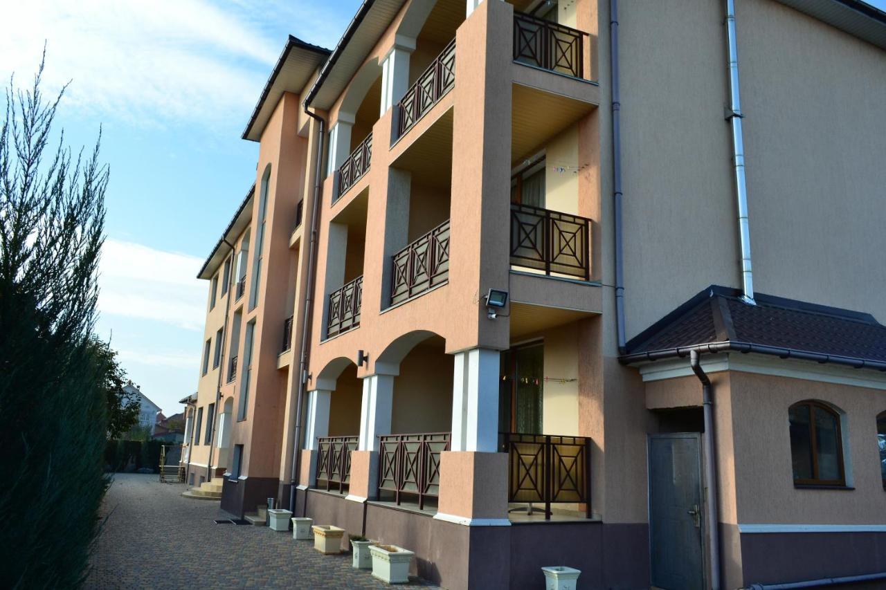 Hotel Aquarius Черноморск Екстериор снимка